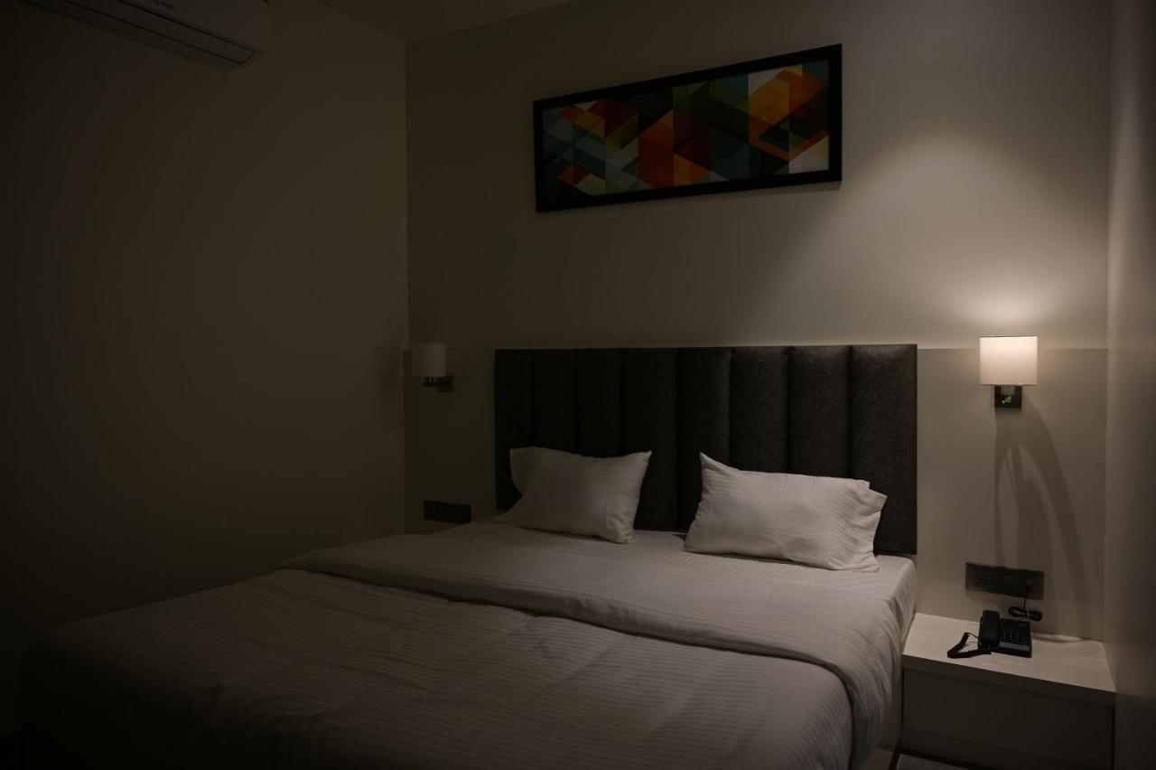Hotel My Home Residency Nashik Bagian luar foto